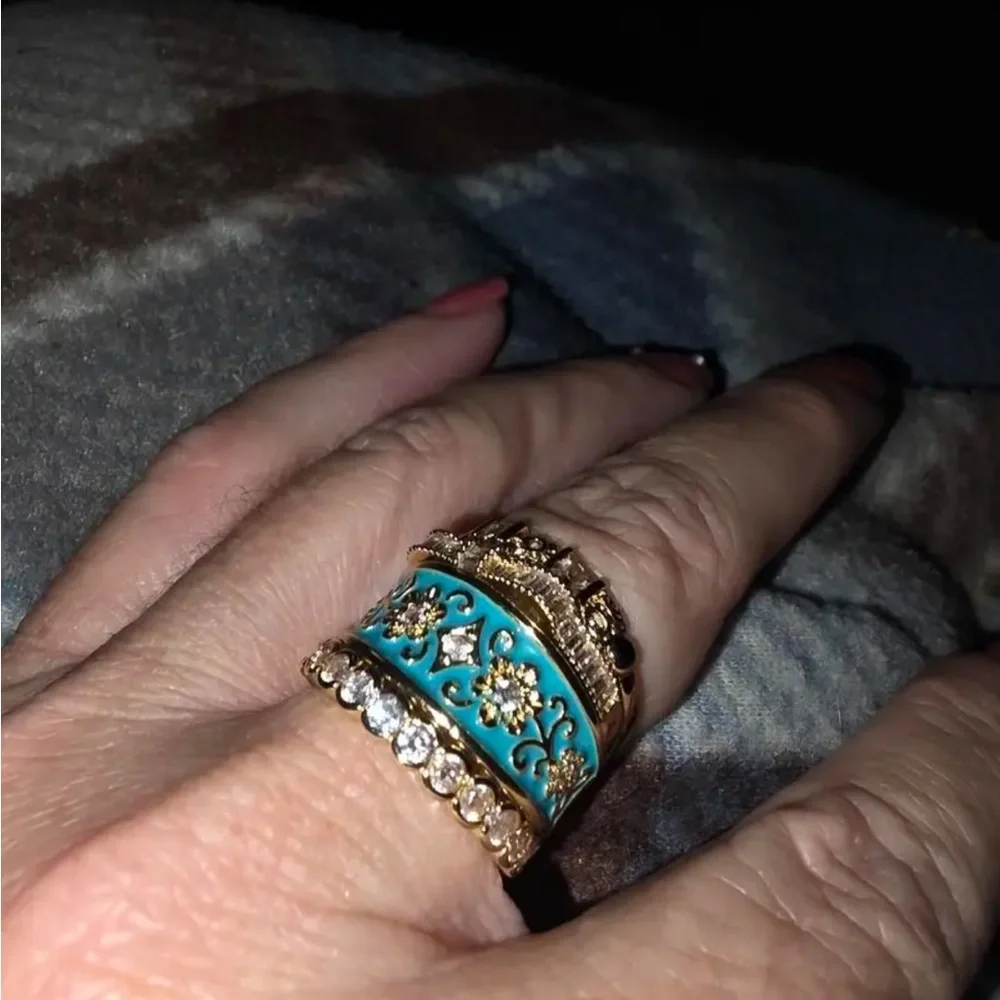 Retro Copper Hand Carved Texture Palace Turquiose Gold Ring Set - SIZE 6